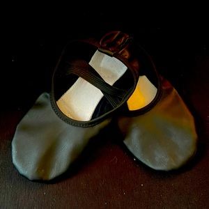 Stella black ballet shoes size 3